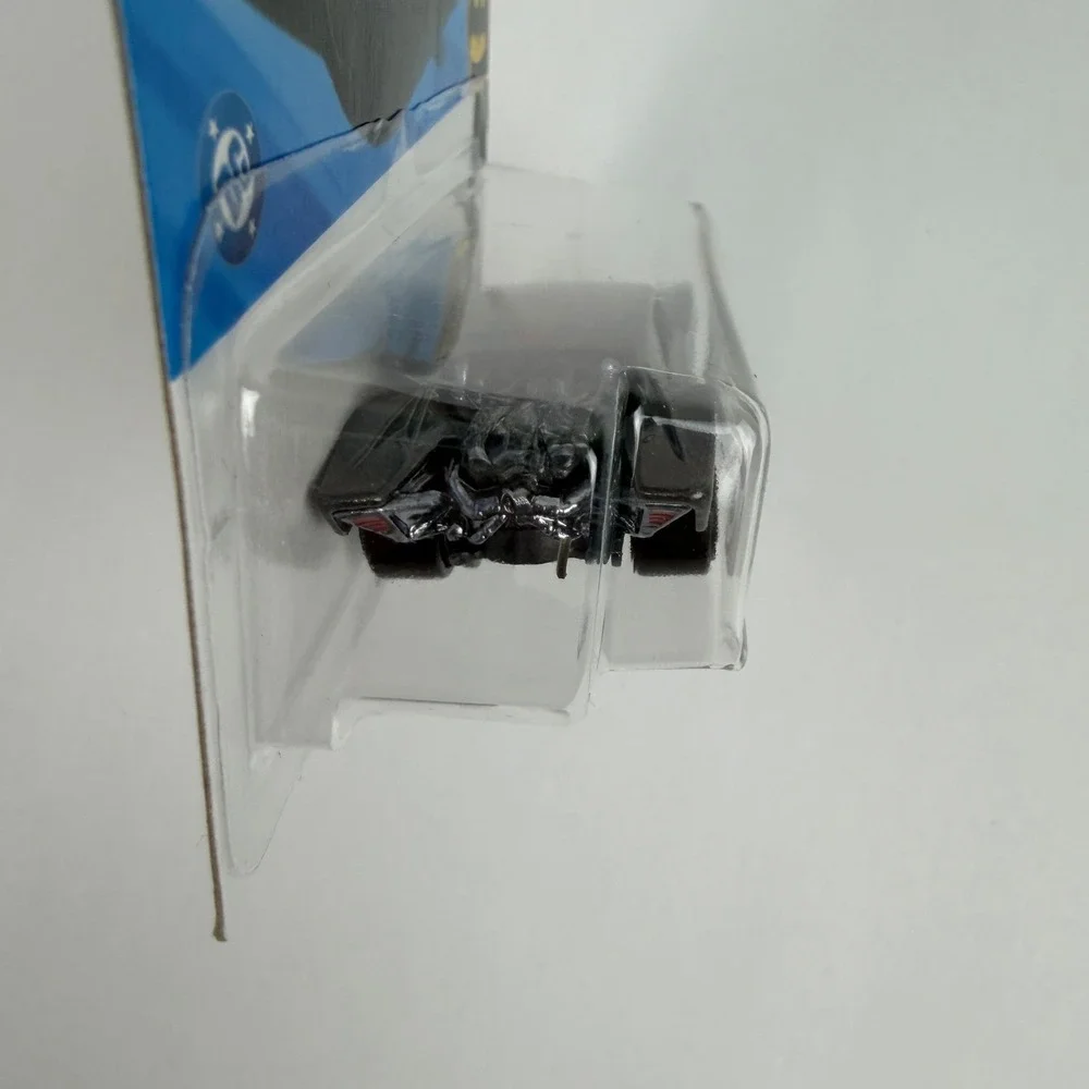 Hot‎ Wheels Batmobile The Batman Matte Grey 1/5 4/250 JJH83 2025 Diecast Car New